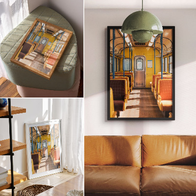 Poster decorativo Interior da carruagem amarela com assentos laranja