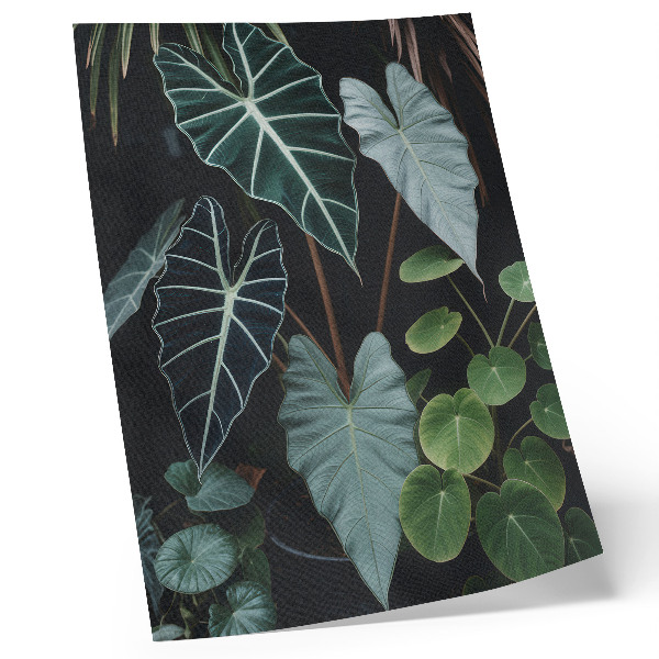 Poster para cozinha Folhas verdes contrastam com fundo escuro moderno