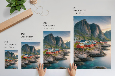 Poster decorativo Cabanas encantadoras, um mar calmo e montanhas majestosas.