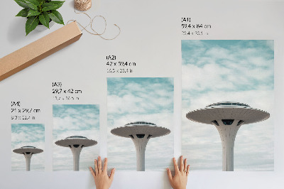 Poster para cozinha Um edifício futurista contra o céu
