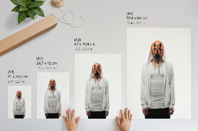 Poster decorativo Uma figura com máscara laranja e roupas brancas.