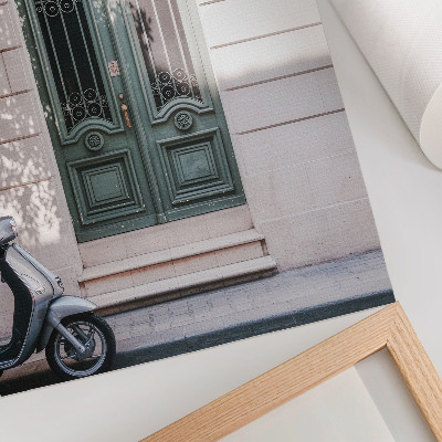 Arte de parede Fachada elegante com portas verdes e uma scooter