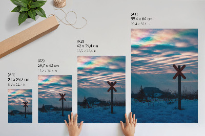 Impressão em tela Paisagem invernal atmosférica, nuvens coloridas, placa solitária