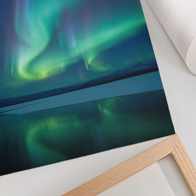Arte de parede A aurora boreal emoldurando a bela natureza noturna.