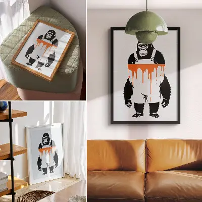Poster decorativo de um gorila de macacão com fundo laranja vibrante