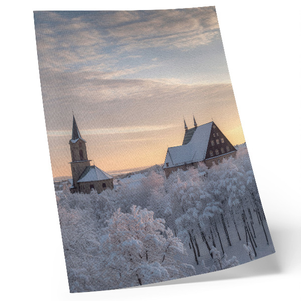 Arte de parede Paisagem de inverno com uma igreja coberta de neve