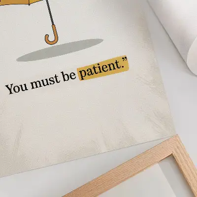 Poster decorativo minimalismo com guarda-chuva amarelo em fundo creme
