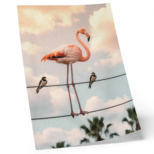 Poster decorativo com estampa de céu com flamingos, nuvens e andorinhas