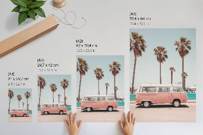 Poster para cozinha Carro rosa, céu azul, palmeiras altas