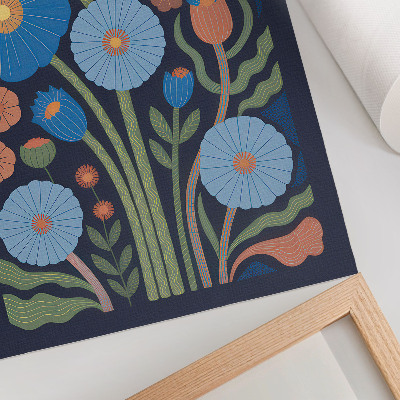 Poster para cozinha Flores azuis, detalhes em laranja, fundo azul marinho