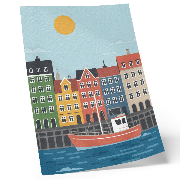 Poster para cozinha Casas coloridas em prédios residenciais, barco na água em um dia ensolarado.