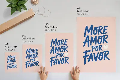 Poster decorativo letras expressivas em forma de coração sobre fundo pastel