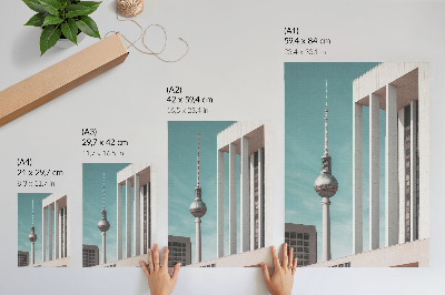Poster decorativo Torre minimalista, edifícios modernos, céu azul.