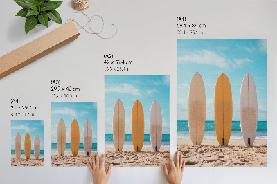 Arte de parede Pranchas de surf na praia sob um céu azul.