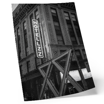 Poster para cozinha Arquitetura em preto e branco com luzes de néon de hotel.