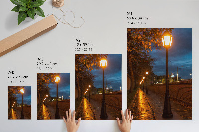 Poster decorativo Luzes noturnas em becos, brilho quente, atmosfera tranquila