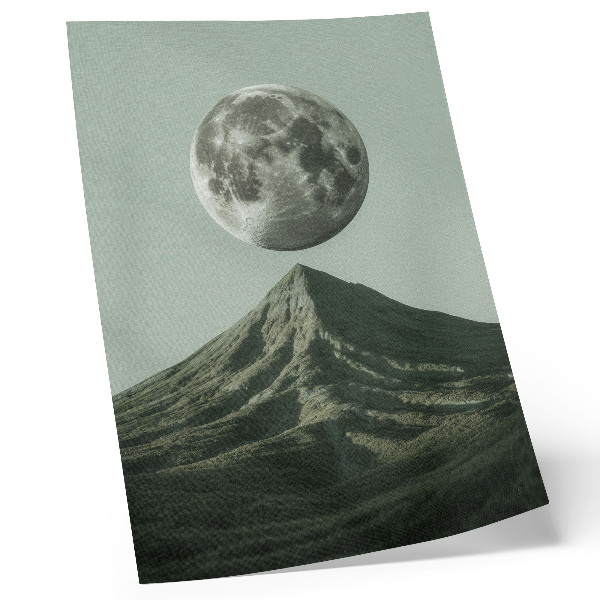 Impressão em tela Lua sobre a montanha, tons verdes, paisagem misteriosa