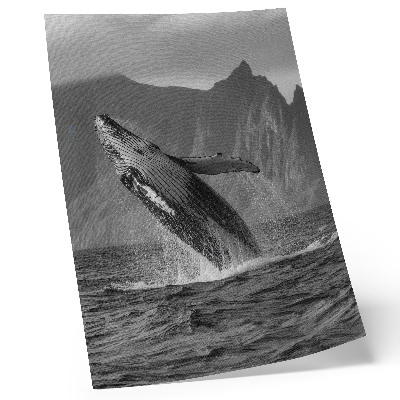 Poster para cozinha Uma foto de uma baleia saltando com montanhas ao fundo.