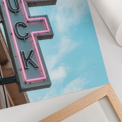 Poster para cozinha Letreiro de néon retrô, céu azul, cores intensas.