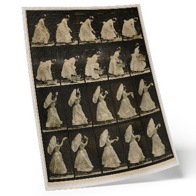 Poster decorativo Mulher Levantando uma Cesta e Acenando com um Lenço (c. 1887), de Eadweard Muybridge