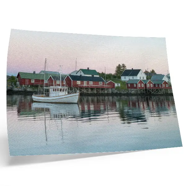 Poster para sala com estampa de casas vermelhas em estilo cubista à beira do lago