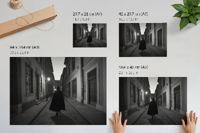 Poster Rua escura, figura misteriosa, atmosfera nostálgica