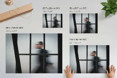 Poster para sala silhueta preta com moldura de vidro e design minimalista cinza