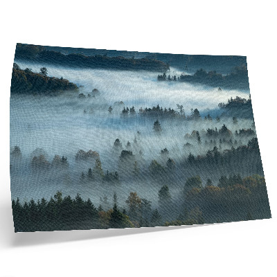 Poster em tela Árvores verdes na neblina, atmosfera tranquila, cores suaves.