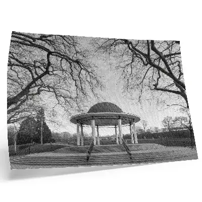 Poster mural com gazebo elegante em simetria em tons de preto e branco
