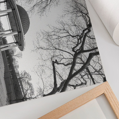 Poster mural Gazebo elegante com simetria em tons de preto e branco.