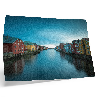 Poster em tela Casas coloridas refletidas no rio, atmosfera escandinava