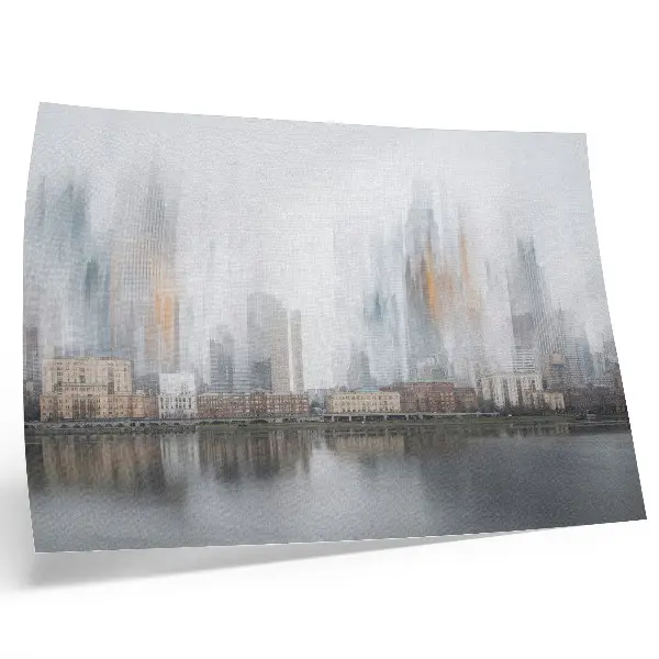 Poster em tela cidade enevoada com reflexos em tons pastel e estilo moderno