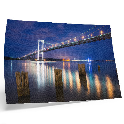 Poster em tela Ponte à noite, brilho, reflexo da água, harmonia