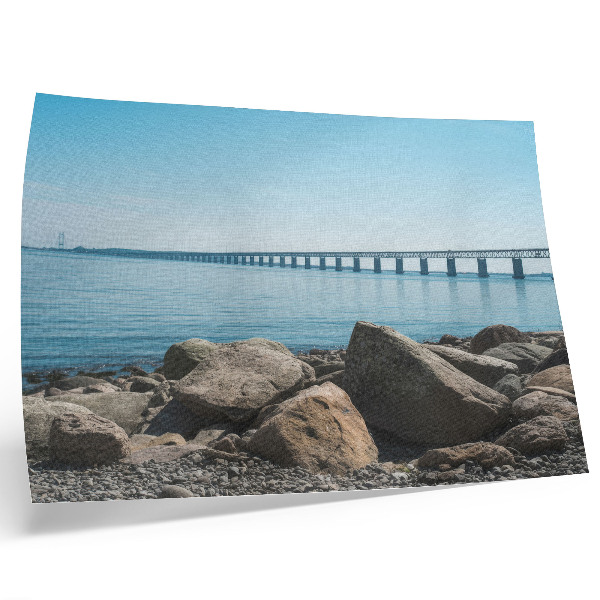 Poster em tela Ponte sobre pedras azuis na margem