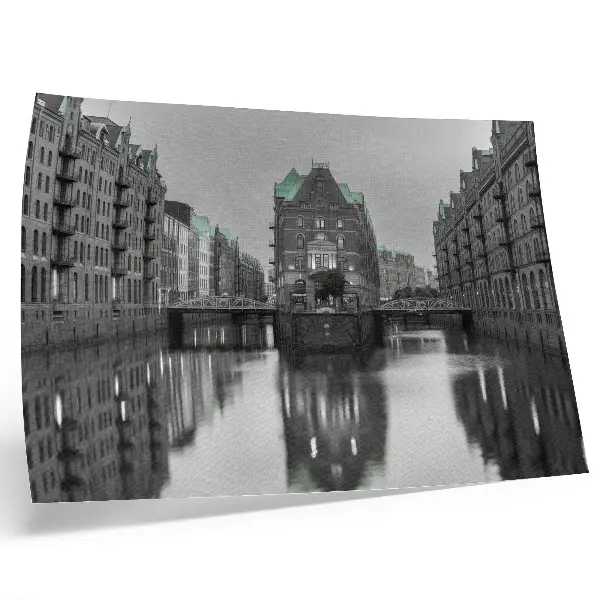 Poster para sala com canal com edifícios industriais e reflexos na água