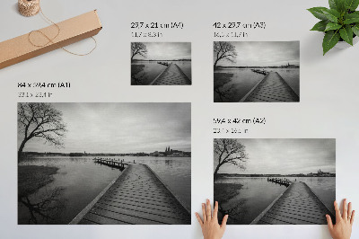 Poster em tela Paisagem em preto e branco, píer de madeira, lago calmo