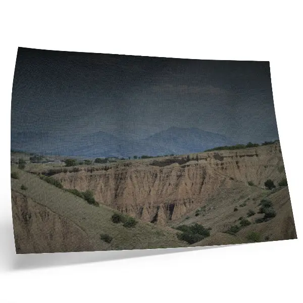 Poster em tela paisagem natural com vastos vales, penhascos e montanhas