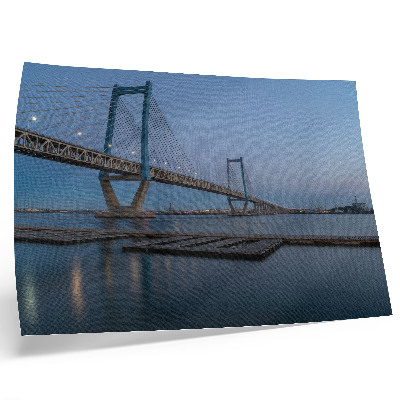 Poster para a sala Ponte contra o pano de fundo do crepúsculo, água calma, modernidade.