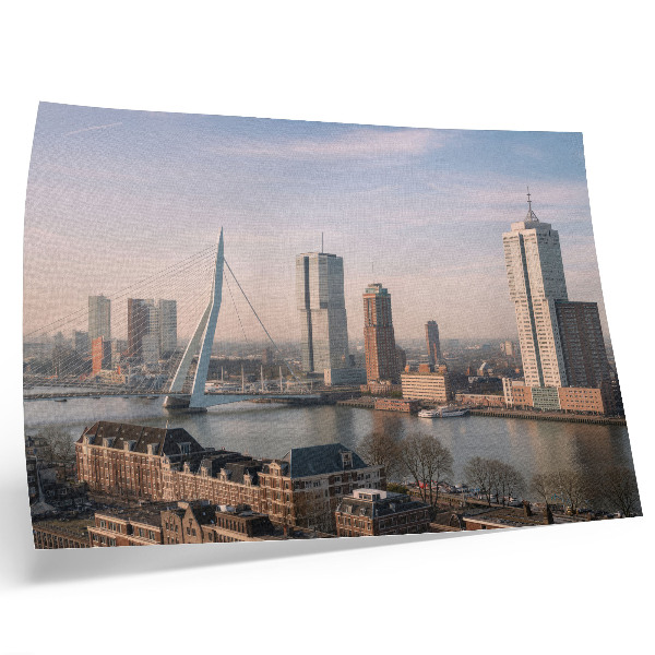 Poster Arranha-céus impressionantes e uma elegante ponte sobre o rio.
