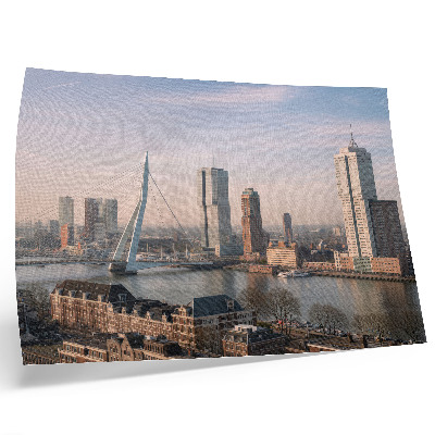 Poster Arranha-céus impressionantes e uma elegante ponte sobre o rio.