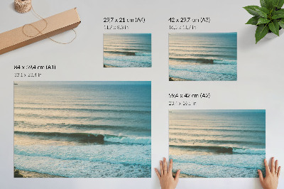 Poster Ondas do oceano, horizonte calmo, surfistas