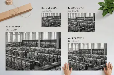 Poster Biblioteca clássica com estantes de madeira poster com estantes de madeira