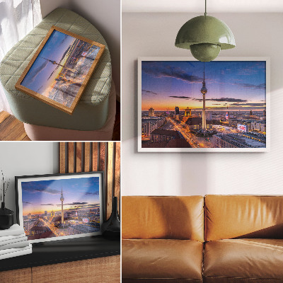 Poster A cidade ao entardecer com cores de pôr do sol incríveis.