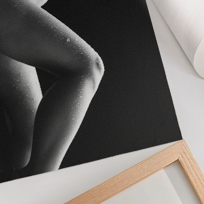 Poster Estética em preto e branco com uma composição harmoniosa.
