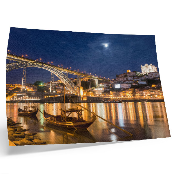 Poster para a sala Ponte à noite com luzes, cidade com barcos na água