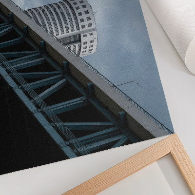 Poster mural Ponte e arranha-céus: modernidade, simetria, elegância.