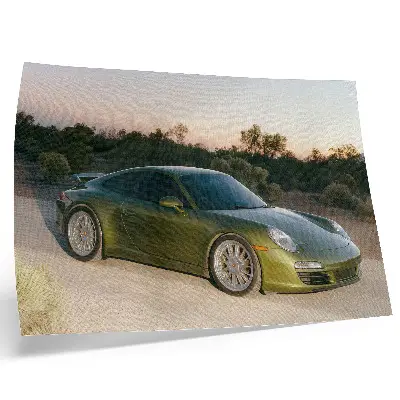 Poster em tela carro esportivo verde ao pôr do sol no deserto