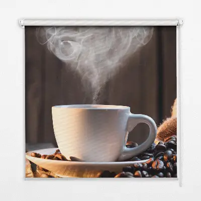 Estores de rolo interiores Uma xícara de café