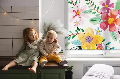Estores de rolo em tecido flores pintadas