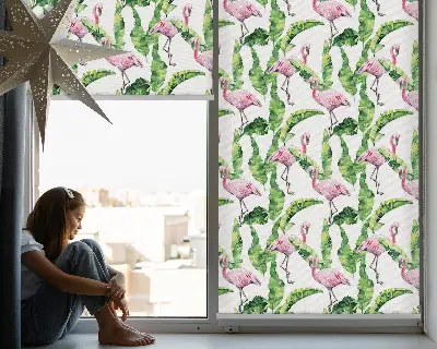 Estores de rolo blackout para porta de varanda Flamingos junto às folhas